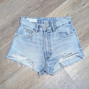ZARA denim jean shorts High waisted ripped distressed frayed raw hem Light blue